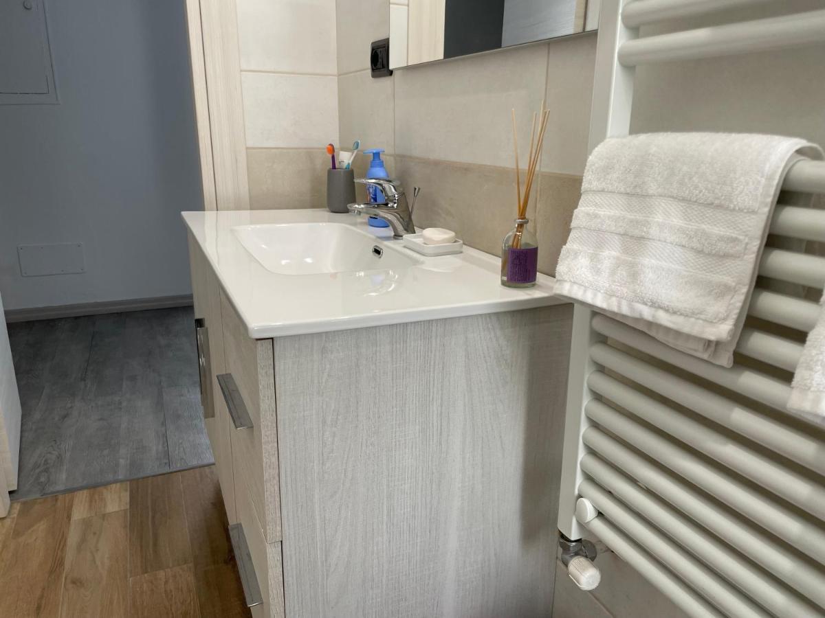 Comfy Turin Apartment Extérieur photo